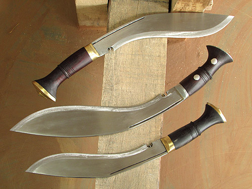 handforged khukuris made in primitive style